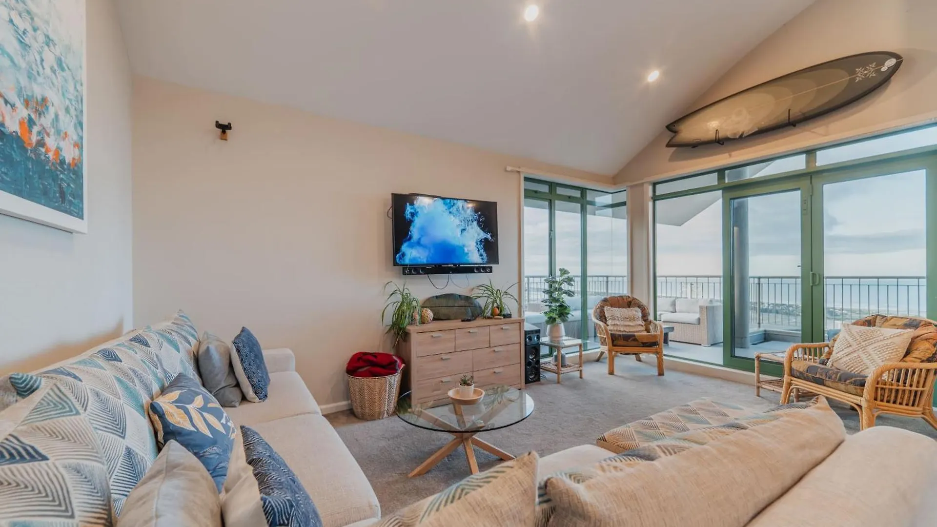 فيلا Elevated Ocean View Oasis - 3Br 2 Bath Parking كريستتشيرش